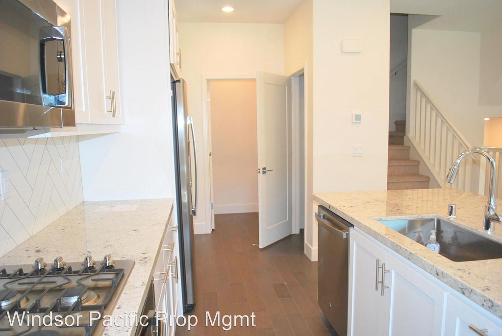 5773 Midnight Place Unit B - Photo 6