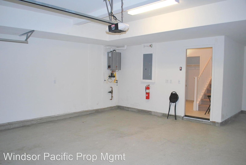 5773 Midnight Place Unit B - Photo 29