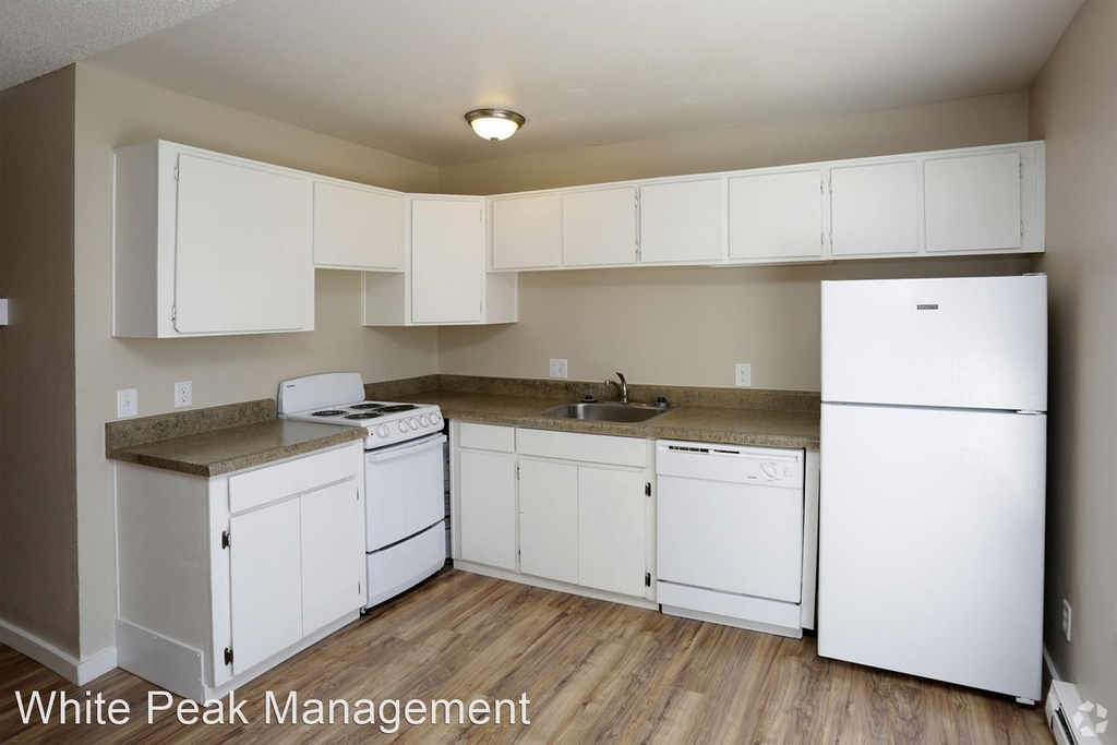 4420 East Pikes Peak Avenue - Photo 6