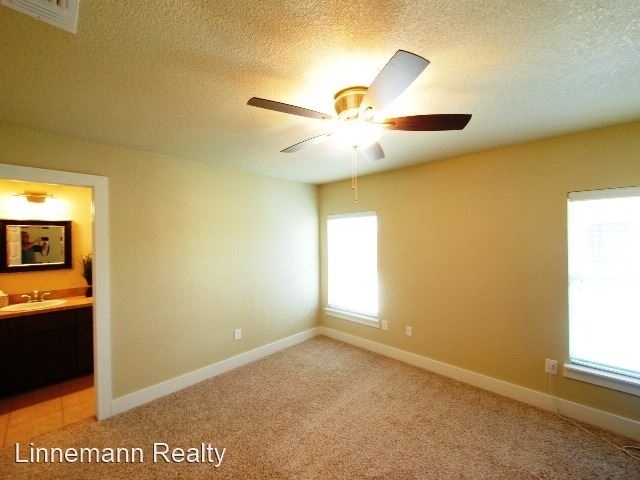 2318 Verna Lee Blvd - Photo 16