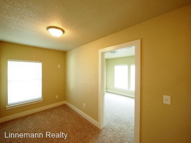 2318 Verna Lee Blvd - Photo 13