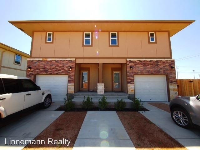 2318 Verna Lee Blvd - Photo 3