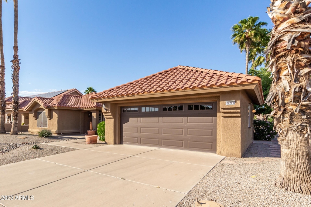 14202 W Desert Glen Drive - Photo 5