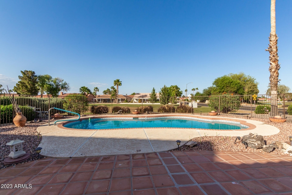 14202 W Desert Glen Drive - Photo 31