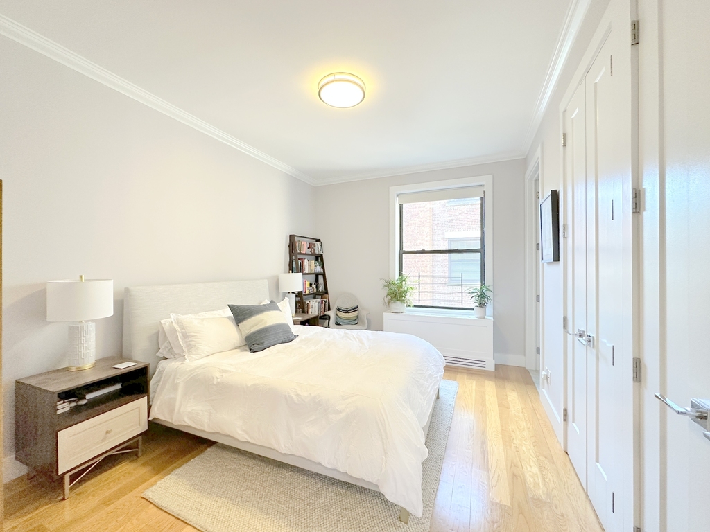 252 West 76 Street - Photo 3