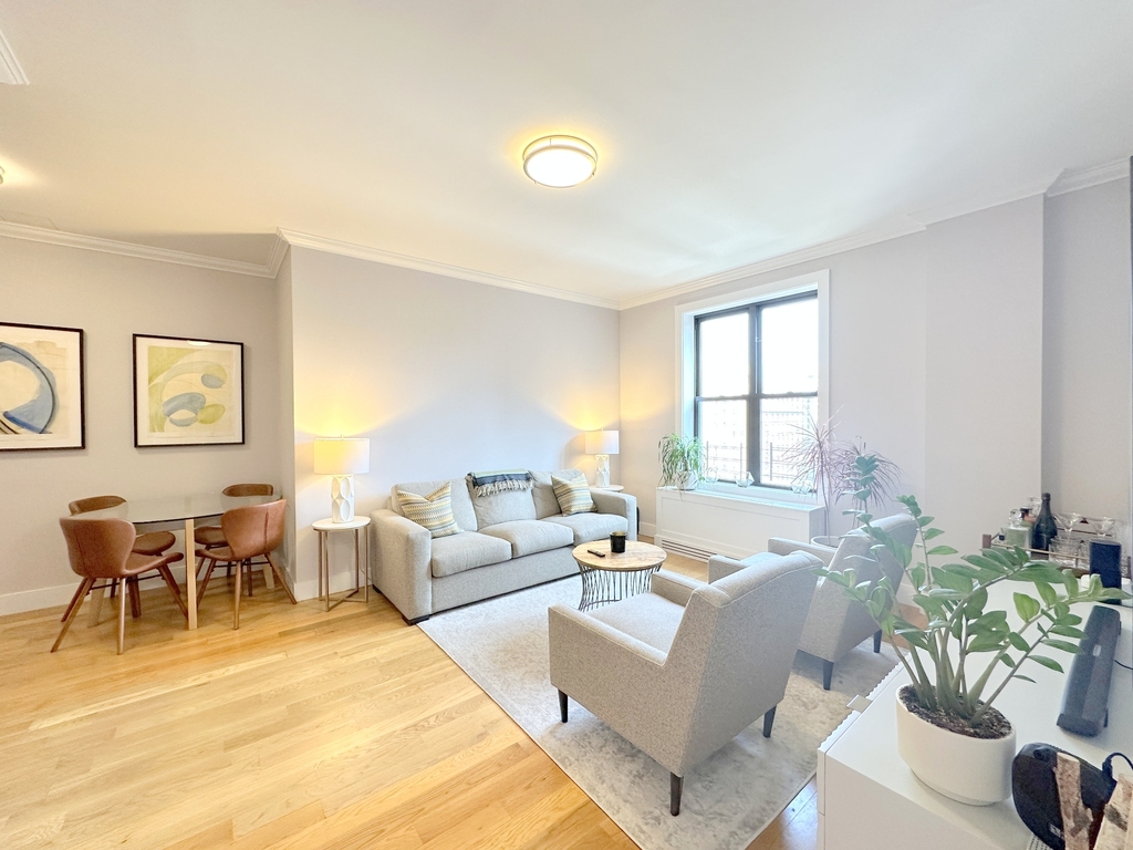 252 West 76 Street - Photo 2