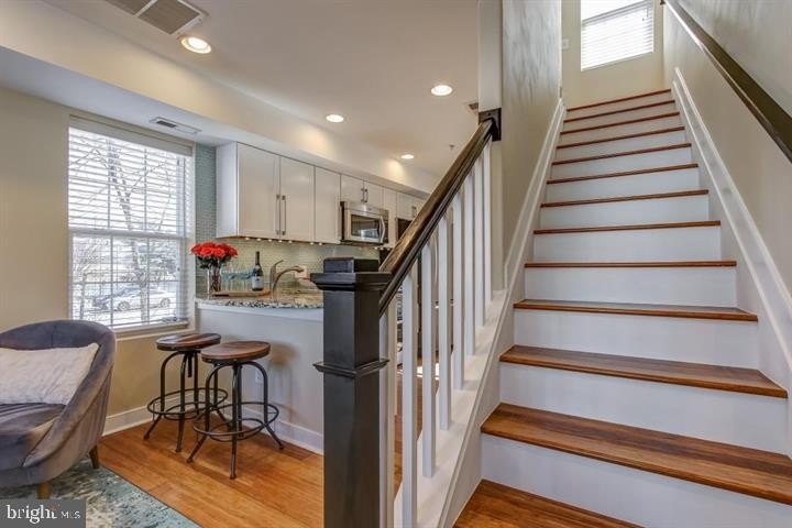 514 Hobart Place Nw - Photo 4