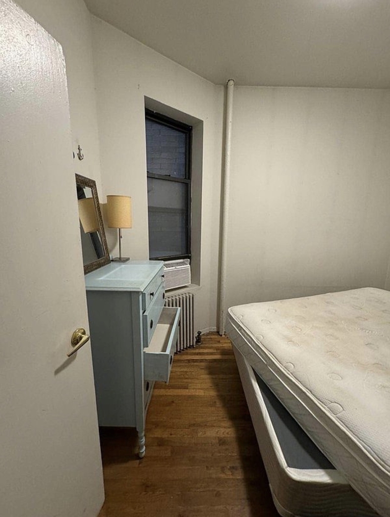 515 West 46th Street - Photo 7