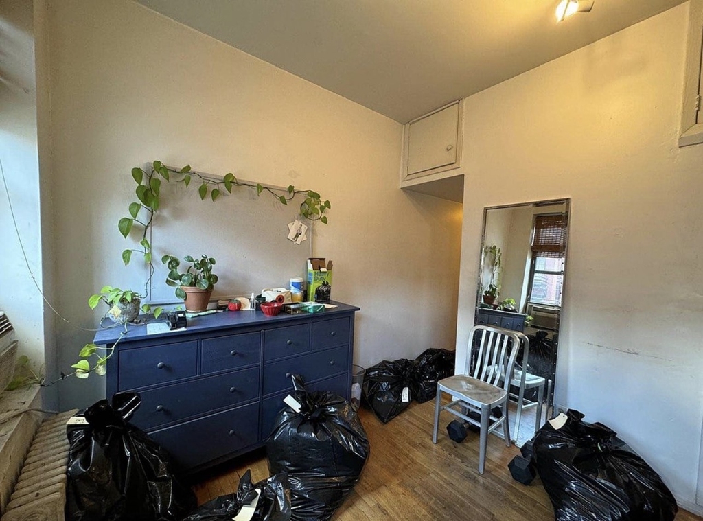 515 West 46th Street - Photo 5