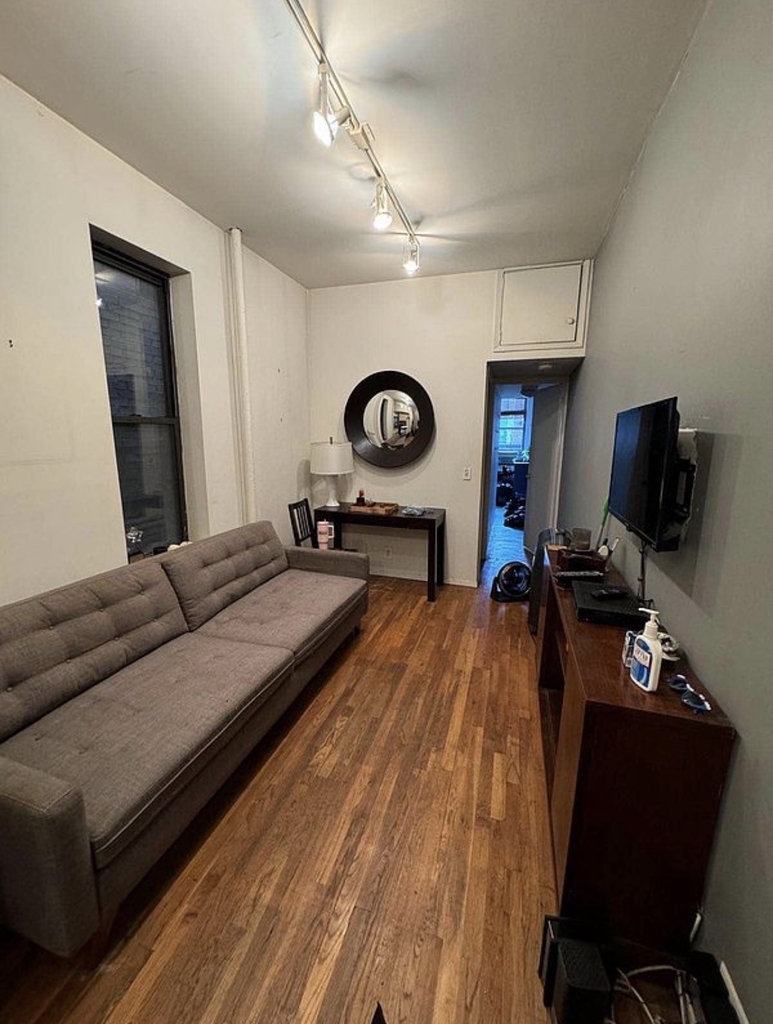 515 West 46th Street - Photo 0