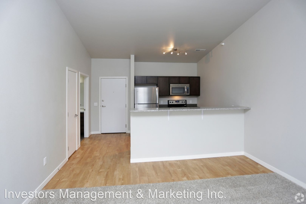 1250 27th Ave Nw - Photo 4