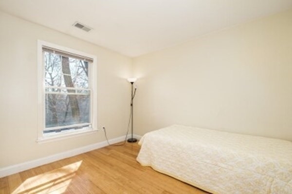 40 Crescent Street - Photo 12