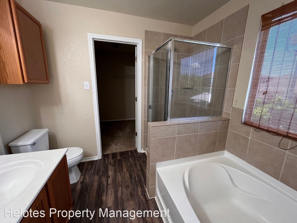 10366 Oakwood Crst - Photo 9