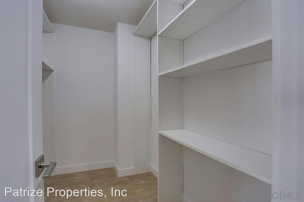 7520 Jerez Ct Unit E - Photo 15