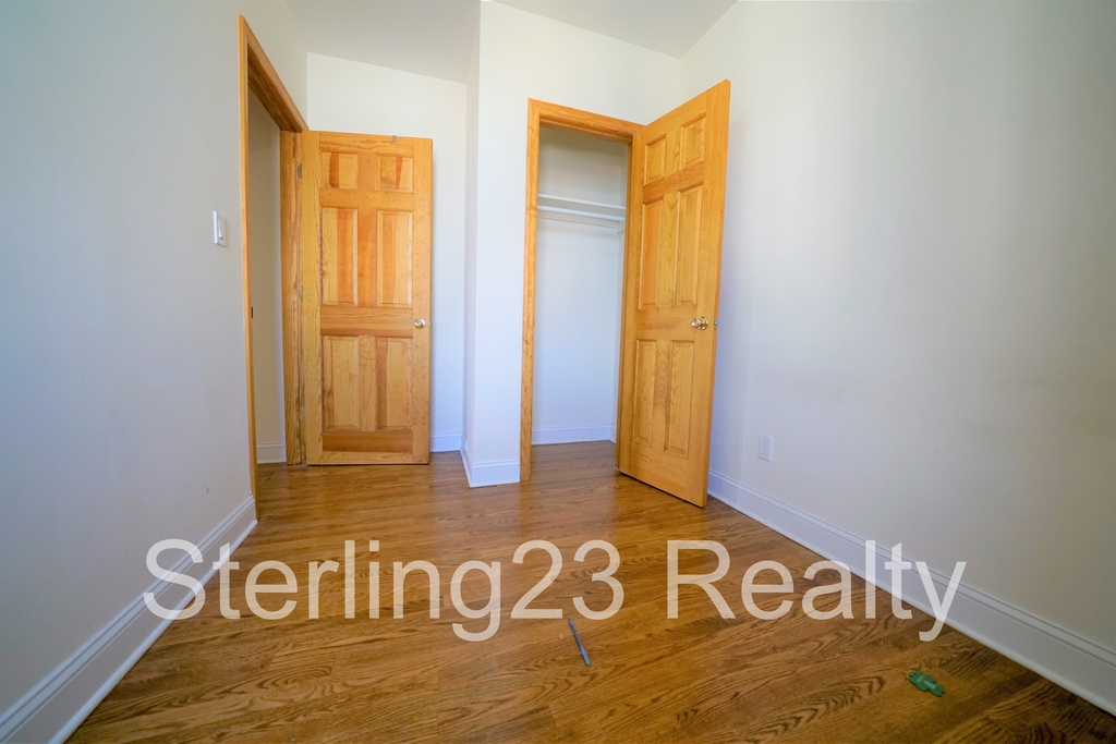 31-6 38th Street - Photo 4