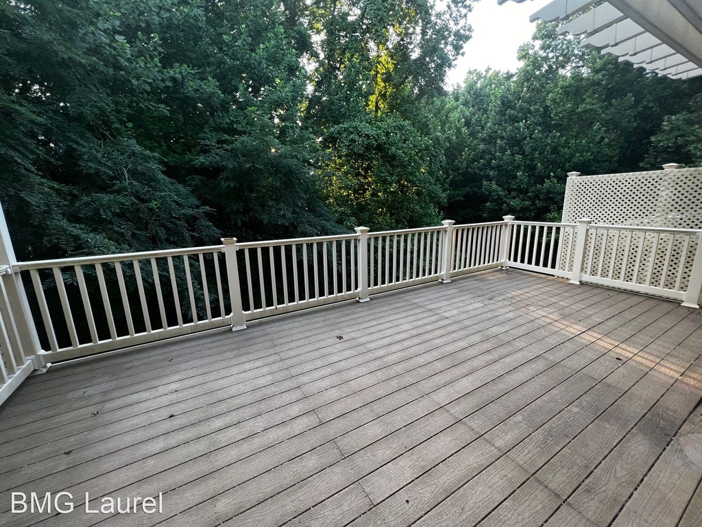 2203 Barnstable Dr - Photo 32