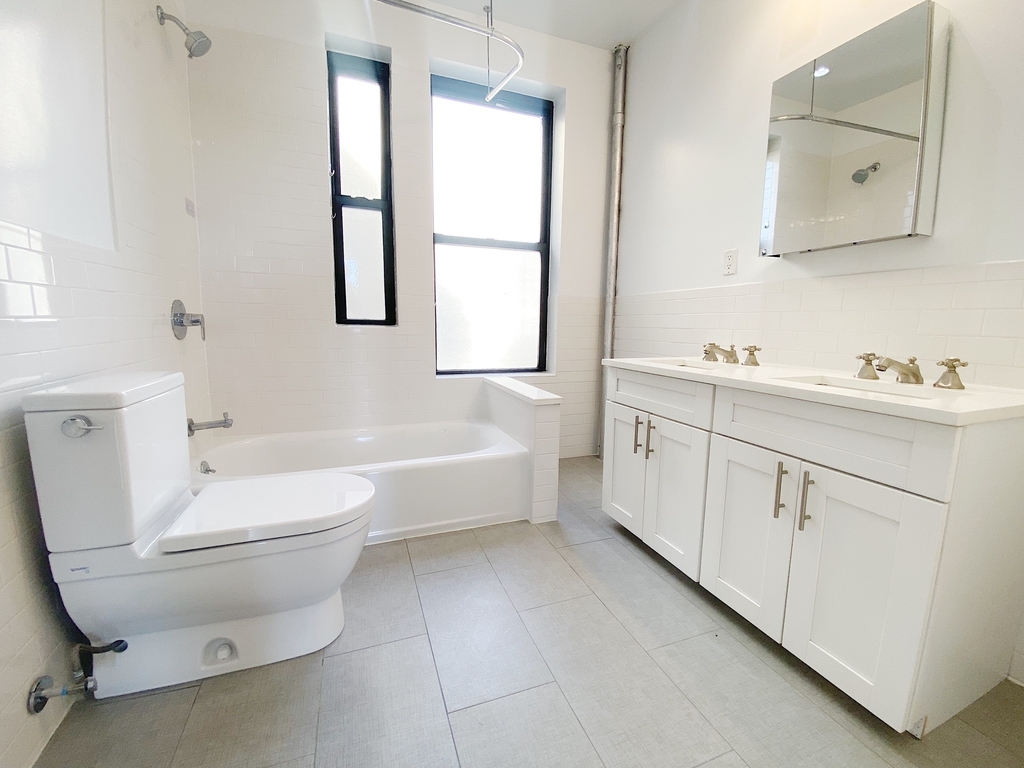 571 West 139th Street - Photo 4