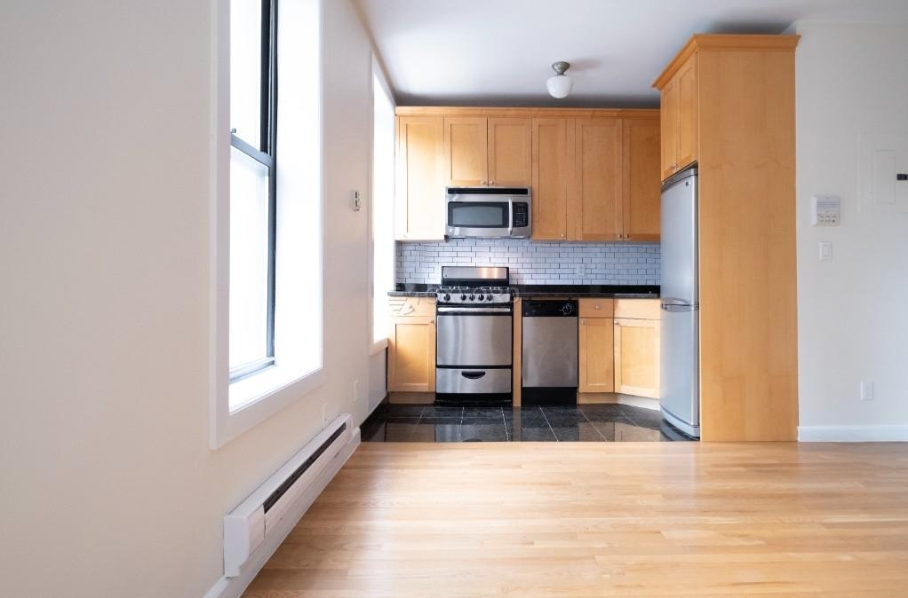 275 Mott Street - Photo 1