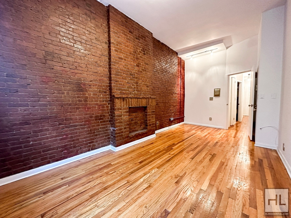 324 East 77 Street - Photo 10