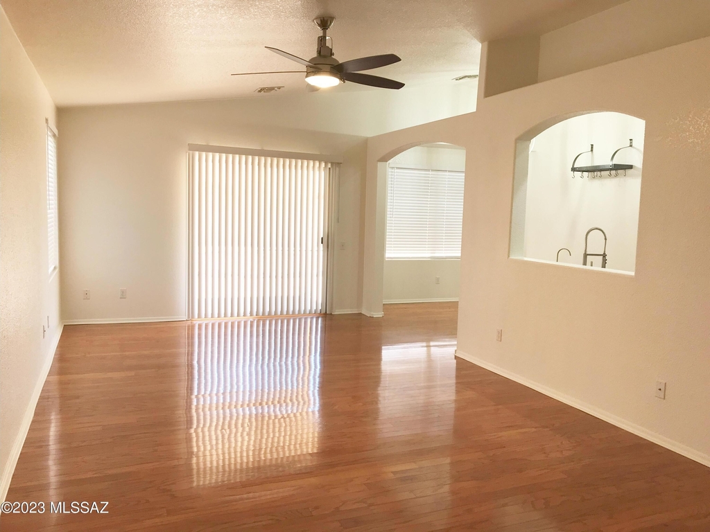 9286 E Corte Arroyo Norte - Photo 10