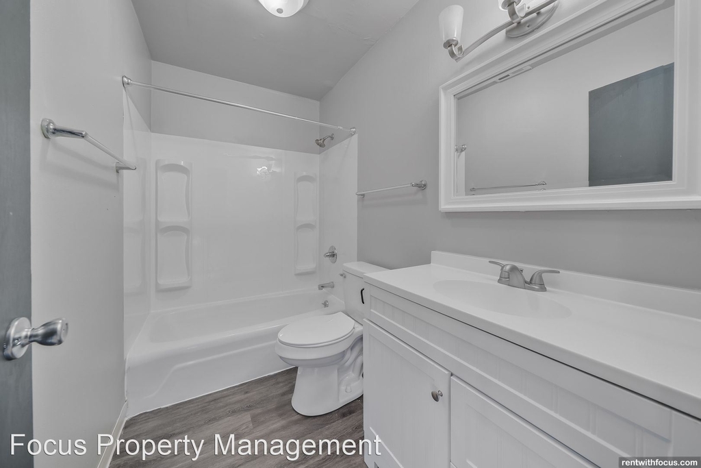 247 Sullivan Street - Photo 9