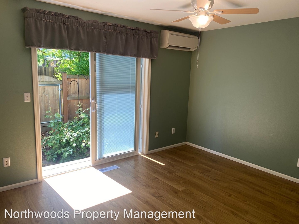 3657 Westleigh St - Photo 4