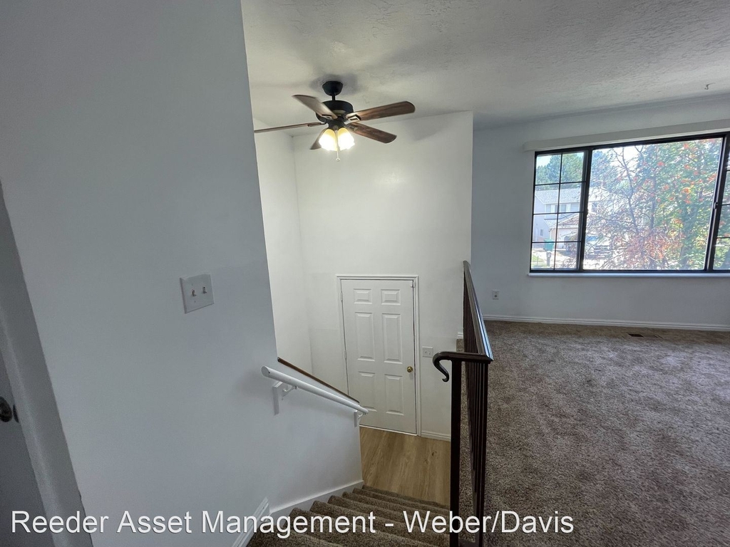 5621 South 2950 West - Photo 14