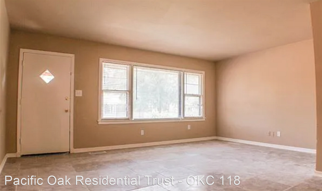 1601 Reding Dr - Photo 1