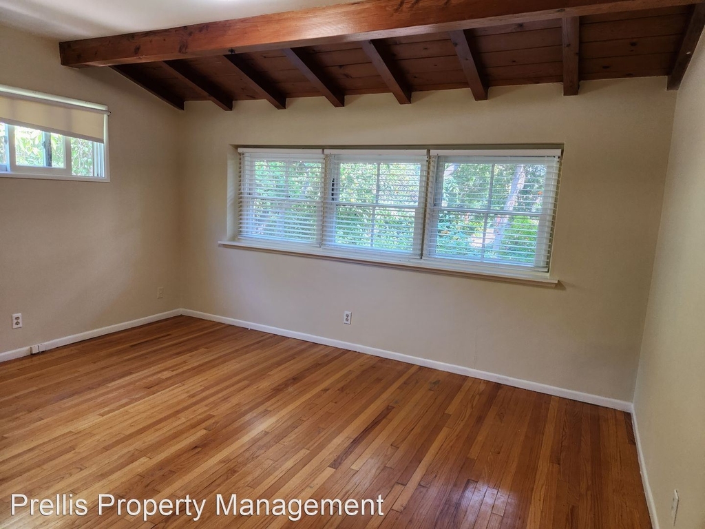 17337 San Fernando Mission Blvd. - Photo 12