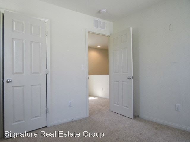 6998 Town Forest Ave - Photo 5