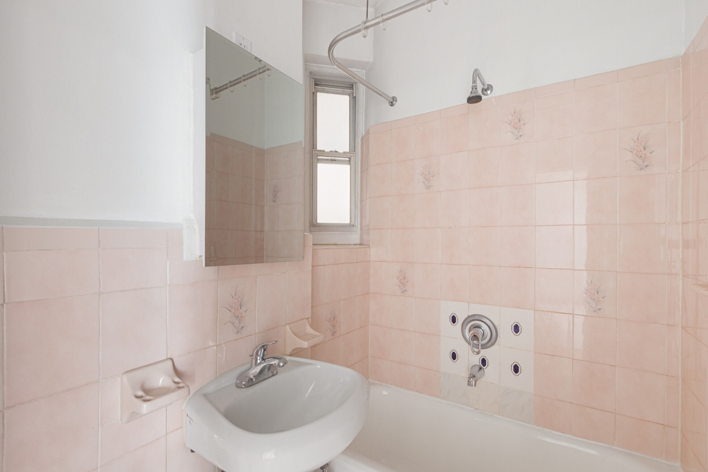 53 Avenue B - Photo 6