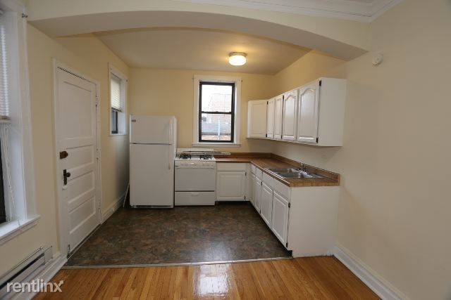 3937 N. Janssen, Unit E-5 - Photo 4