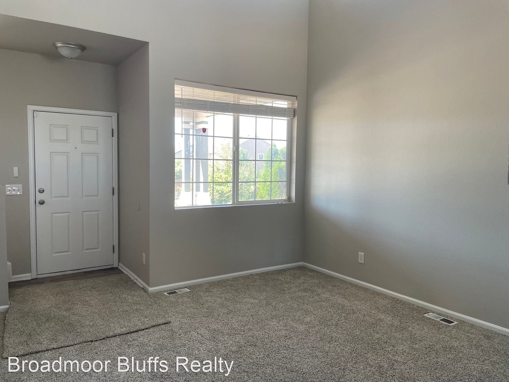 2332 Pinyon Jay Drive - Photo 2