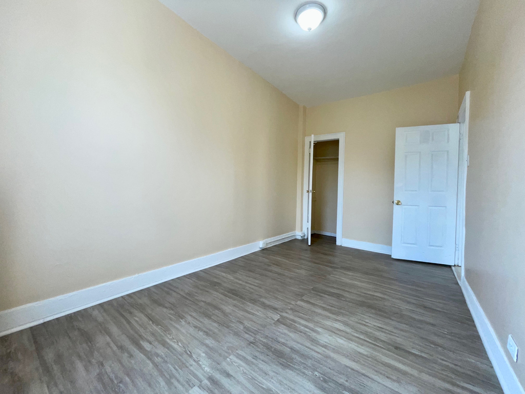 280 Calhoun Avenue - Photo 9