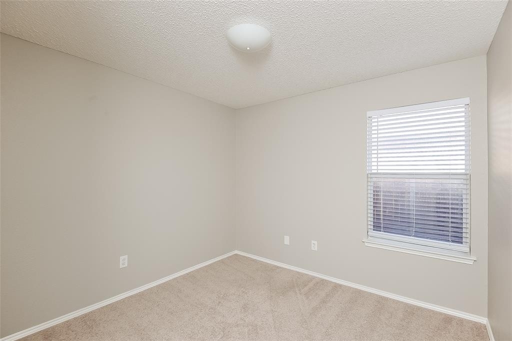 8645 Fountainview Terrace - Photo 11