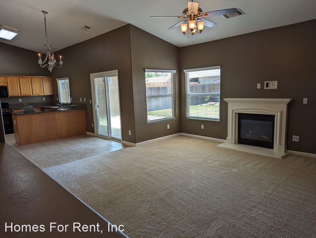 2503 Kaiser Creek Ave. - Photo 2