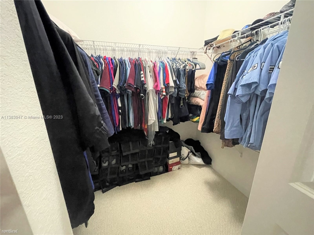 290 Nw 109th Ave Apt 222 - Photo 6