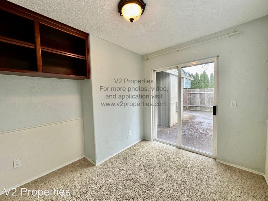 2466 Ne Francis Pl. - Photo 20