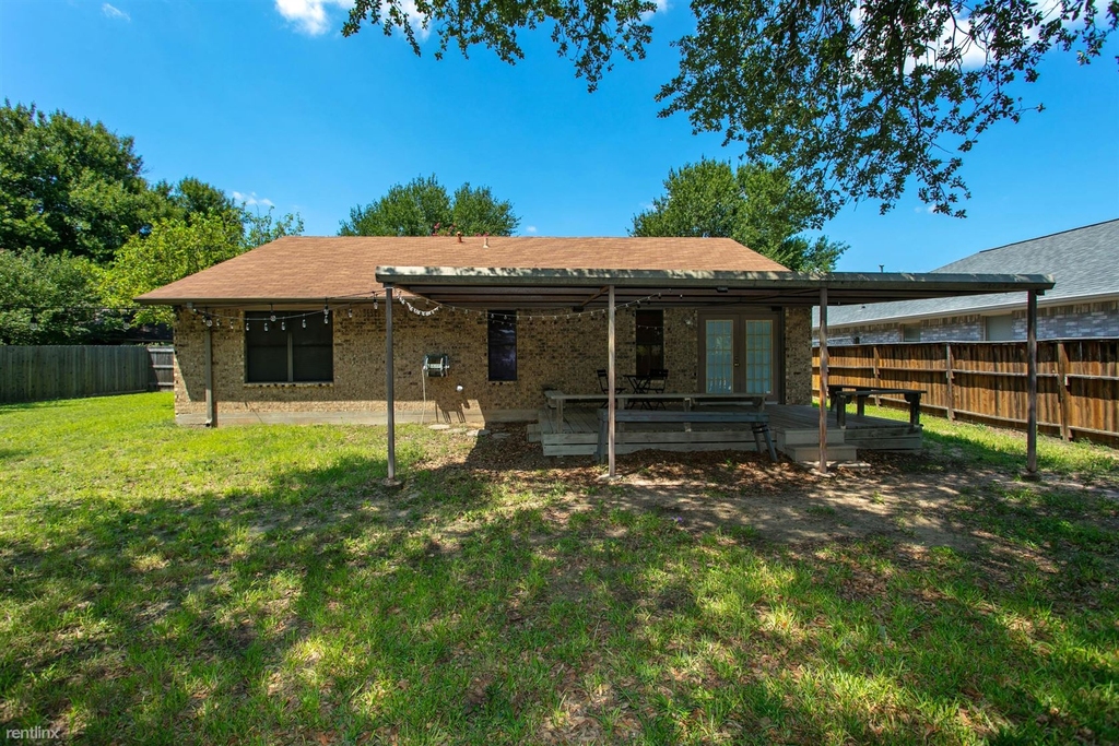 800 Azalea Ct - Photo 18