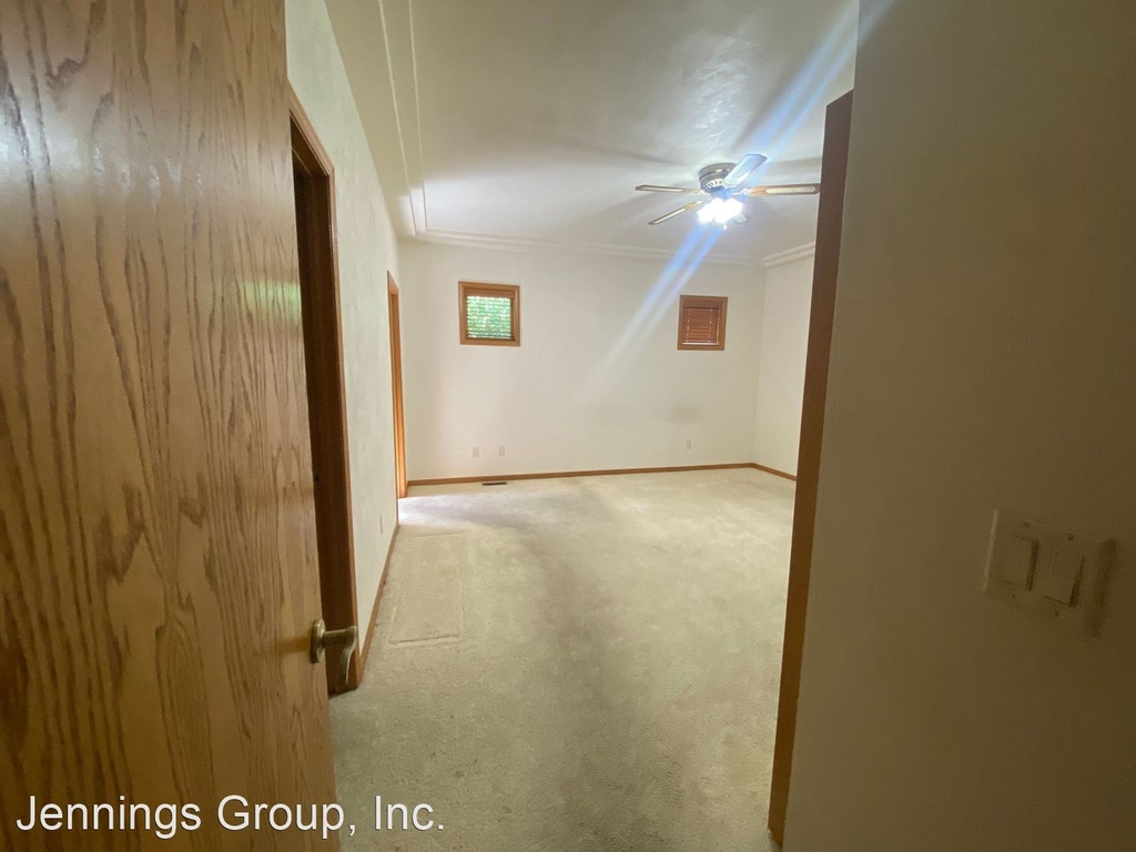 2824 Summer Lane - Photo 10