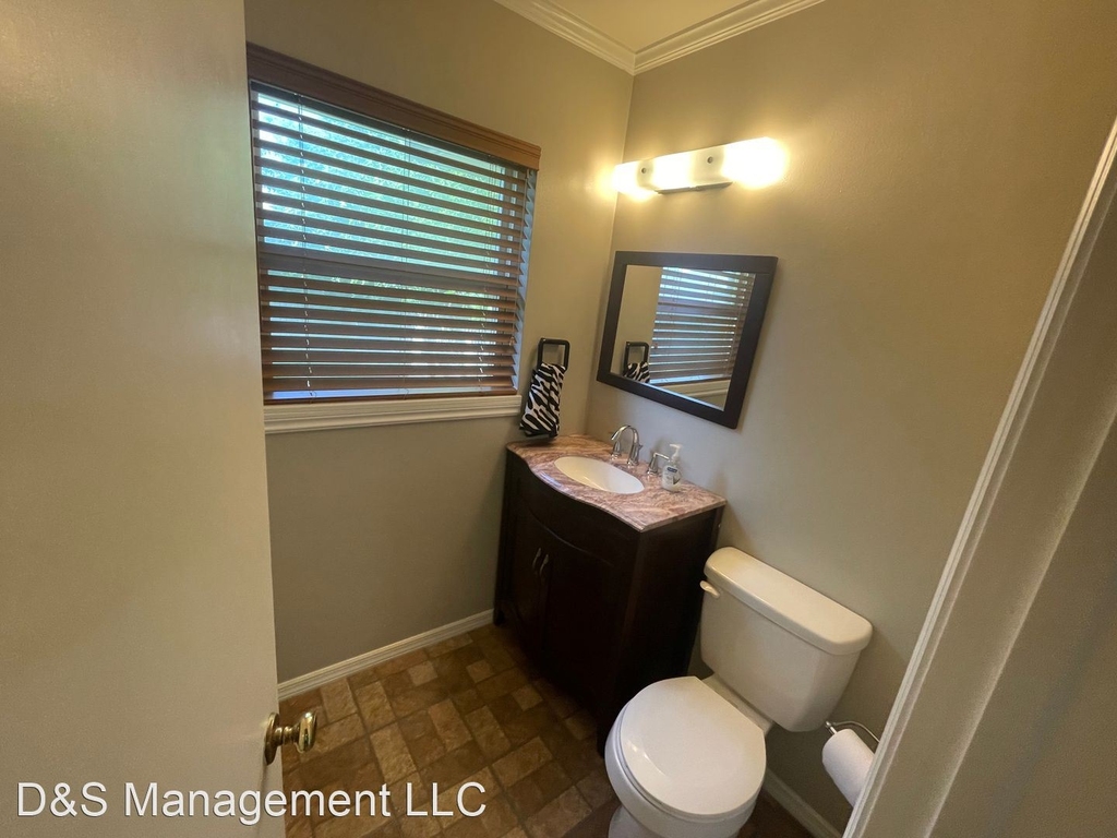 4224 Nw 20th - Photo 11