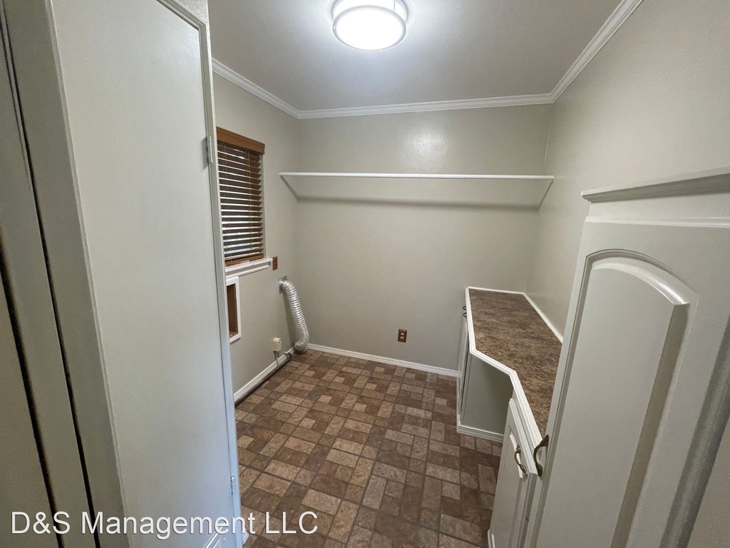 4224 Nw 20th - Photo 9