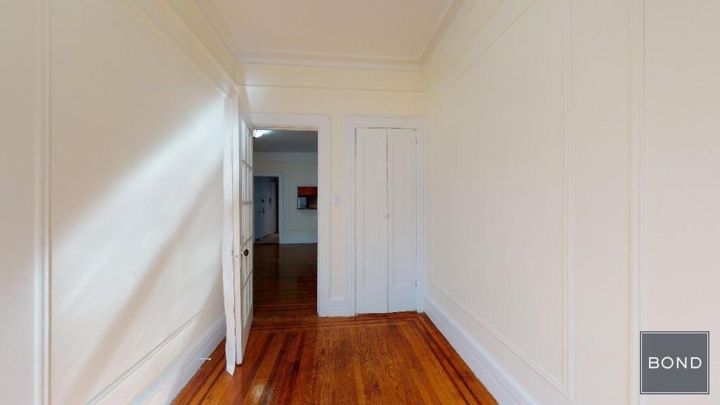 414 East 89th Street - Photo 5