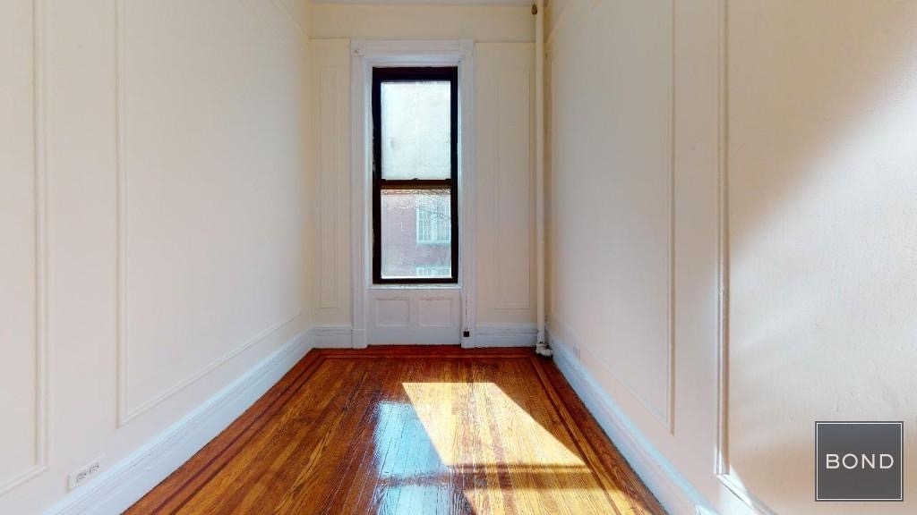 414 East 89th Street - Photo 4