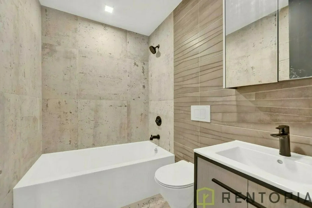 475 Grand Street - Photo 9