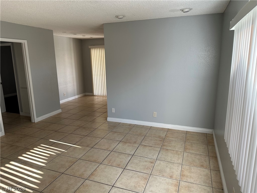 6975 Royal Meadow Place - Photo 2