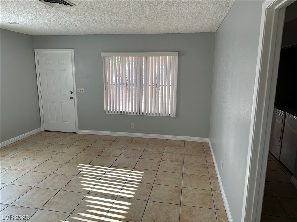 6975 Royal Meadow Place - Photo 3