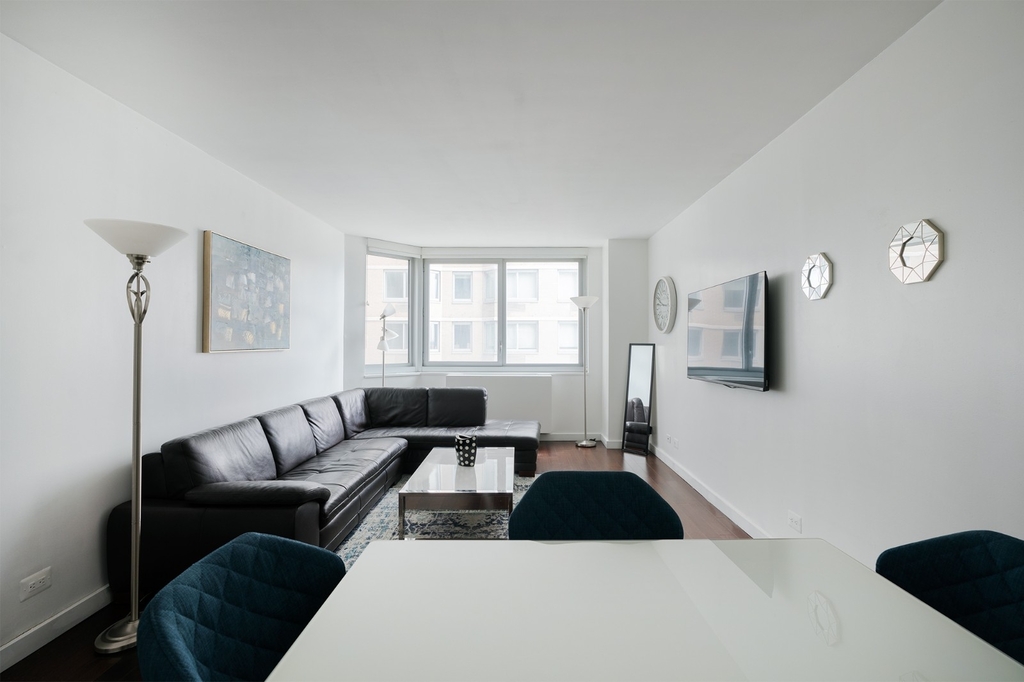 401 East 34th Street - Photo 0