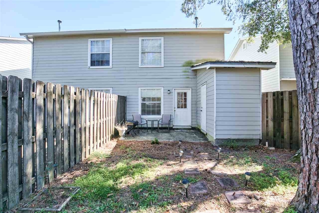 2506 Golden Park Lane - Photo 31