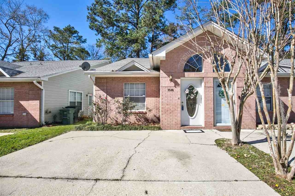 2506 Golden Park Lane - Photo 32